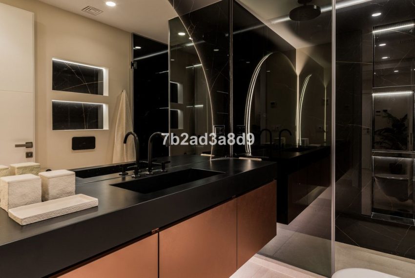 R4407064-Apartment-For-Sale-New-Golden-Mile-Penthouse-4-Beds-155-Built-15