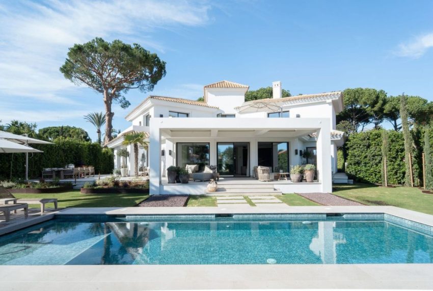 R4308565-Villa-For-Sale-Marbella-Detached-5-Beds-615-Built-4