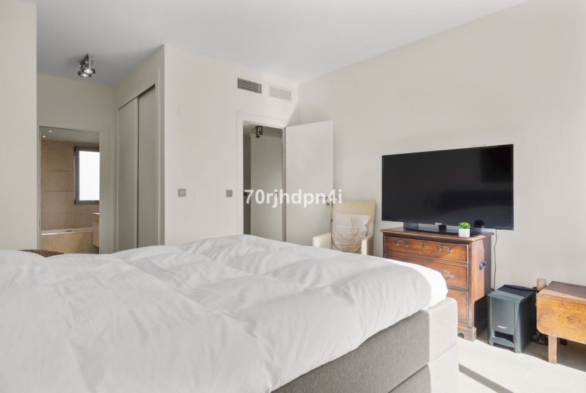 R4572052-Apartment-For-Sale-Estepona-Penthouse-3-Beds-135-Built-5