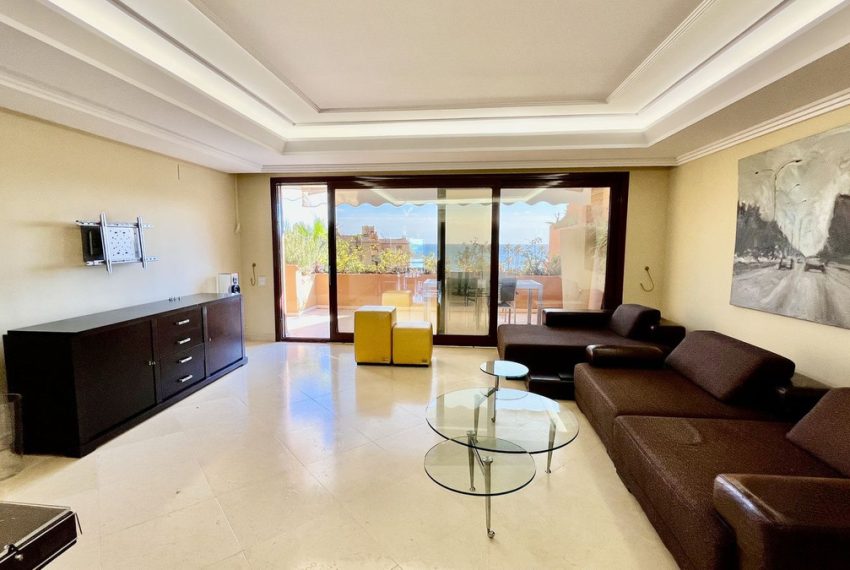 R3948790-Apartment-For-Sale-New-Golden-Mile-Middle-Floor-3-Beds-185-Built-3
