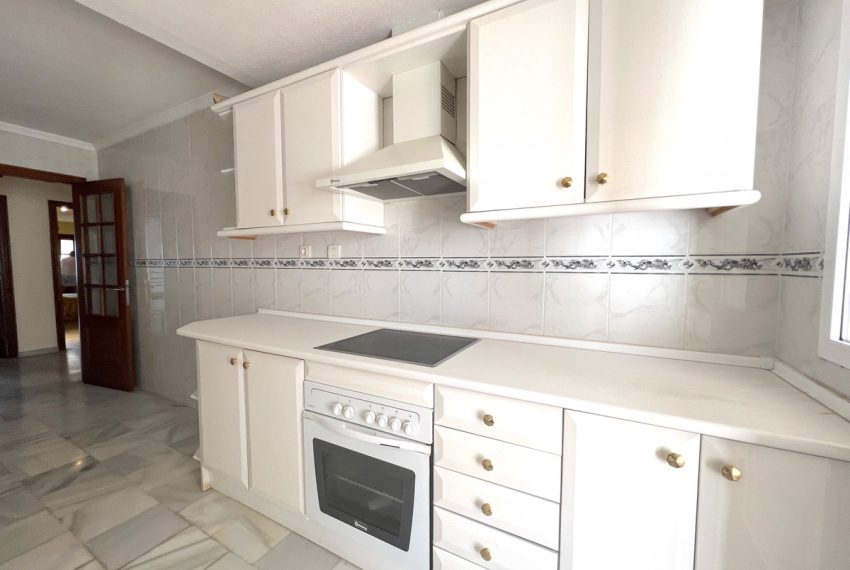 R4308295-Apartment-For-Sale-Estepona-Ground-Floor-3-Beds-119-Built-3
