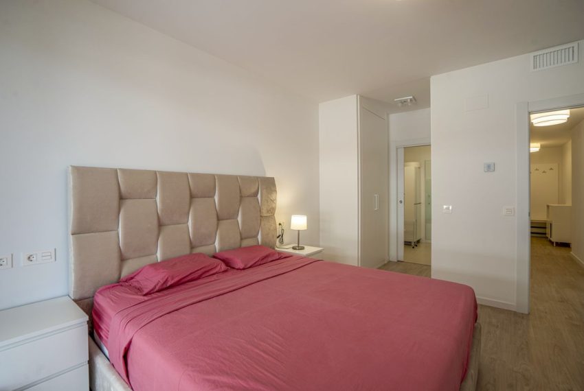 R4364815-Apartment-For-Sale-La-Campana-Middle-Floor-3-Beds-130-Built-5