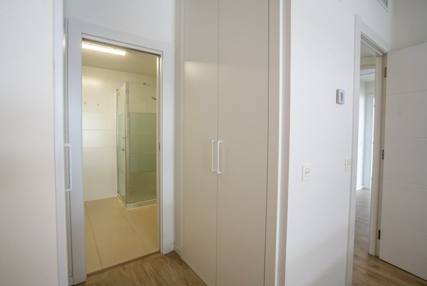R4364815-Apartment-For-Sale-La-Campana-Middle-Floor-3-Beds-130-Built-8