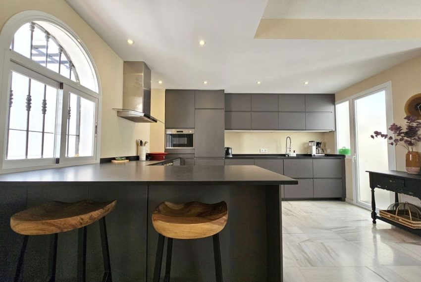 R4502296-Apartment-For-Sale-Nueva-Andalucia-Penthouse-Duplex-3-Beds-160-Built-6