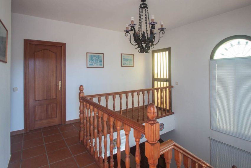 R4544332-Villa-For-Sale-Estepona-Finca-4-Beds-385-Built-13