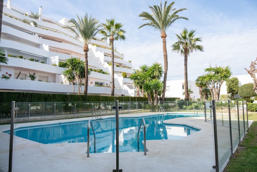 R4554901-Apartment-For-Sale-Nueva-Andalucia-Middle-Floor-2-Beds-145-Built-1