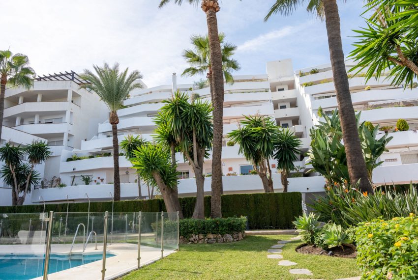 R4554901-Apartment-For-Sale-Nueva-Andalucia-Middle-Floor-2-Beds-145-Built