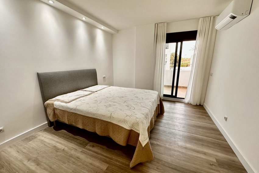 R4560487-Apartment-For-Sale-Nueva-Andalucia-Duplex-3-Beds-160-Built-1