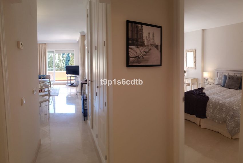 R2120000-Apartment-For-Sale-Elviria-Middle-Floor-1-Beds-79-Built-4
