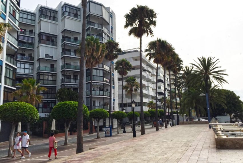 R2727377-Apartment-For-Sale-Marbella-Penthouse-2-Beds-55-Built