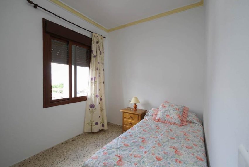 R3270541-Townhouse-For-Sale-Guaro-Terraced-5-Beds-120-Built-19