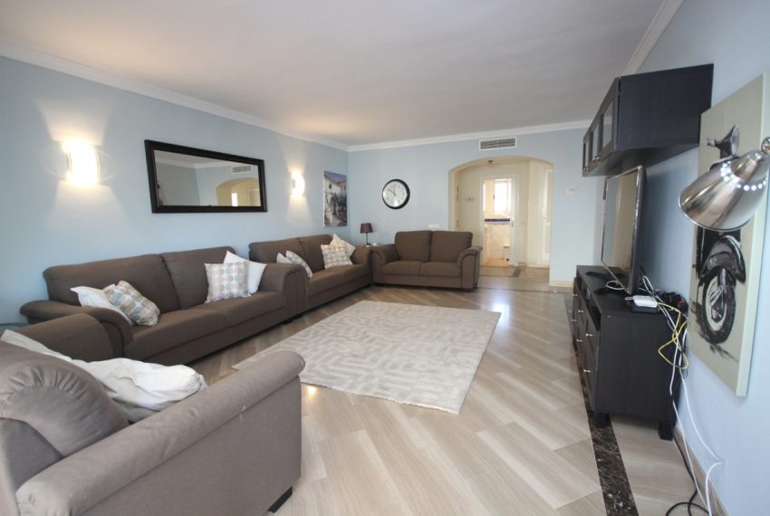 R3461584-Apartment-For-Sale-Elviria-Middle-Floor-3-Beds-137-Built-4
