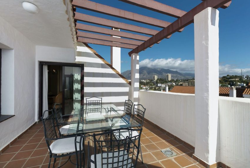 R4244596-Apartment-For-Sale-Nueva-Andalucia-Penthouse-Duplex-3-Beds-176-Built-1