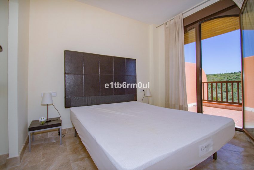R4345420-Apartment-For-Sale-Estepona-Penthouse-6-Beds-216-Built-7