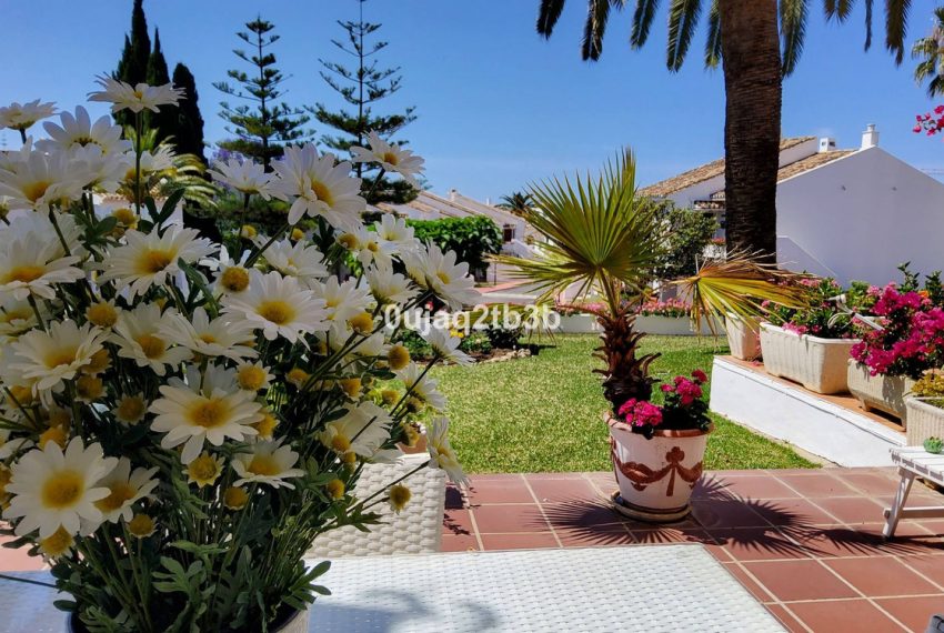 R4357522-Apartment-For-Sale-Nueva-Andalucia-Ground-Floor-2-Beds-115-Built