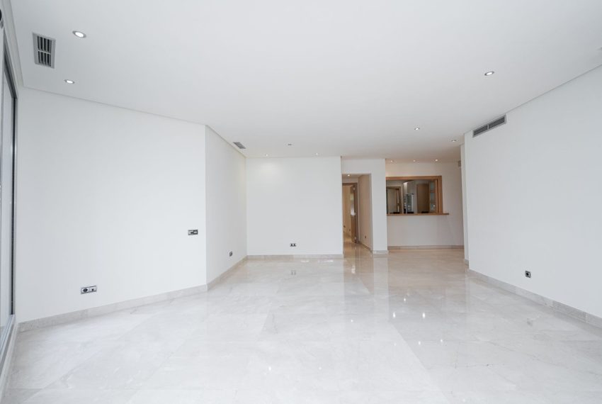 R4369543-Apartment-For-Sale-Marbella-Ground-Floor-2-Beds-164-Built-3