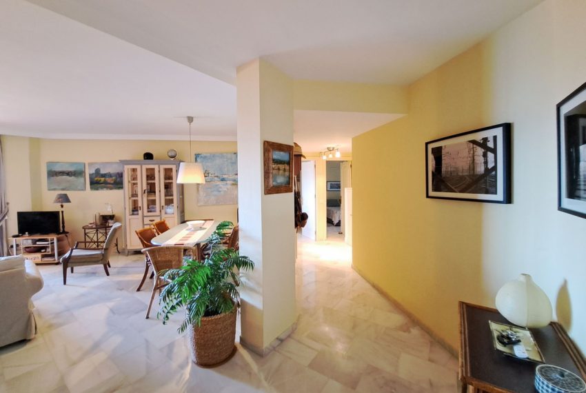 R4410223-Apartment-For-Sale-Estepona-Middle-Floor-3-Beds-123-Built-8