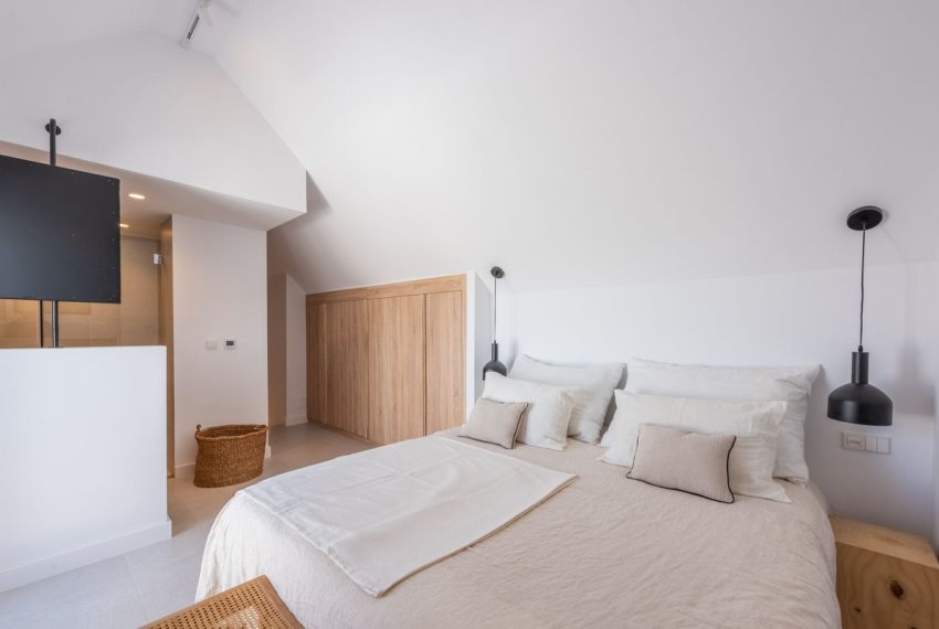 R4415470-Apartment-For-Sale-Nueva-Andalucia-Penthouse-Duplex-3-Beds-100-Built-8