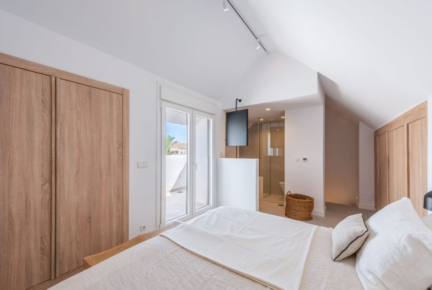 R4415470-Apartment-For-Sale-Nueva-Andalucia-Penthouse-Duplex-3-Beds-100-Built-9