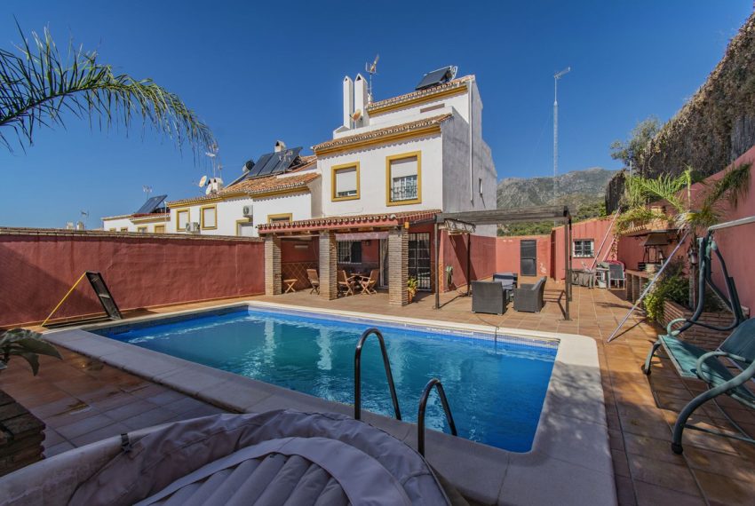 R4427323-Townhouse-For-Sale-Marbella-Terraced-3-Beds-141-Built-6