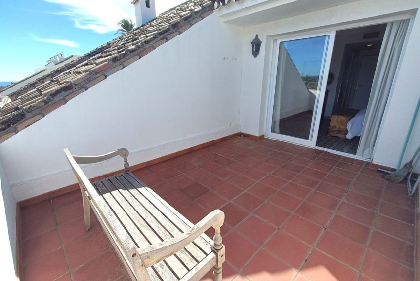 R4446748-Townhouse-For-Sale-Nueva-Andalucia-Terraced-2-Beds-134-Built-15