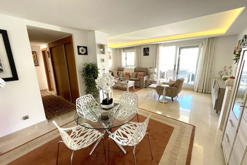 R4459285-Apartment-For-Sale-San-Pedro-de-Alcantara-Penthouse-2-Beds-95-Built