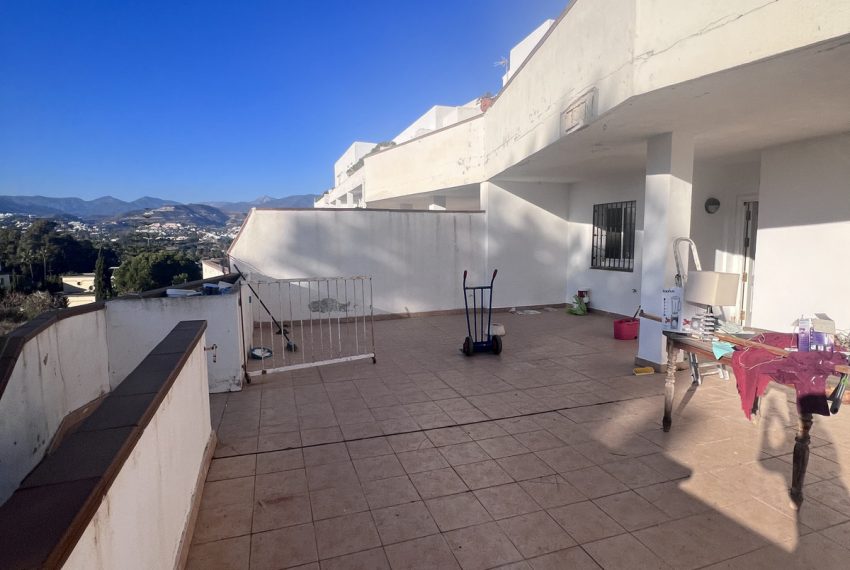 R4564318-Apartment-For-Sale-Nueva-Andalucia-Middle-Floor-2-Beds-102-Built-2