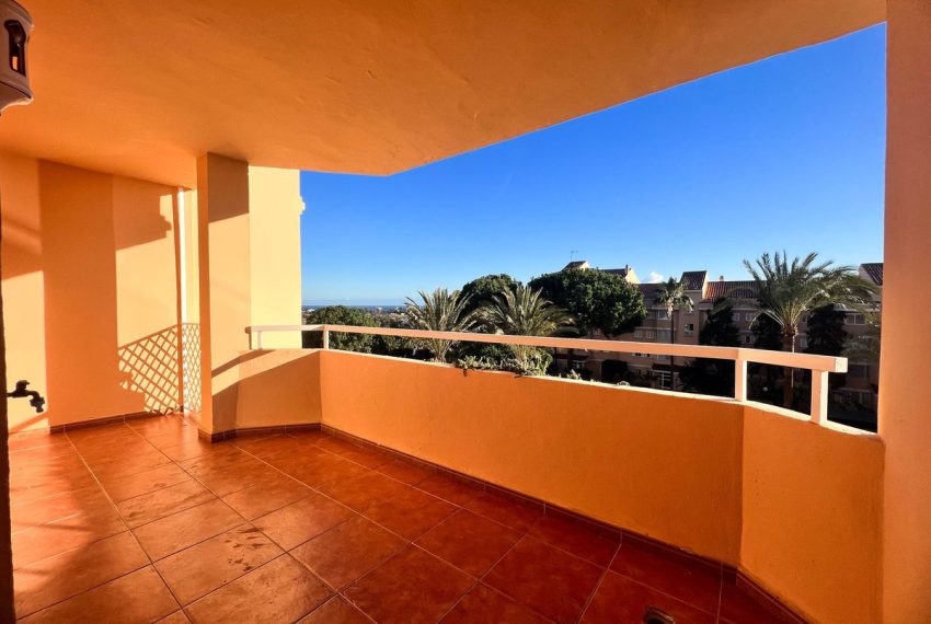 R4636321-Apartment-For-Sale-New-Golden-Mile-Middle-Floor-3-Beds-115-Built-9