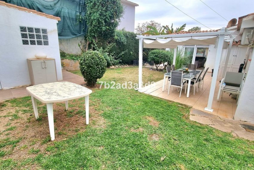 R4638622-Villa-For-Sale-Nueva-Andalucia-Detached-3-Beds-190-Built-16