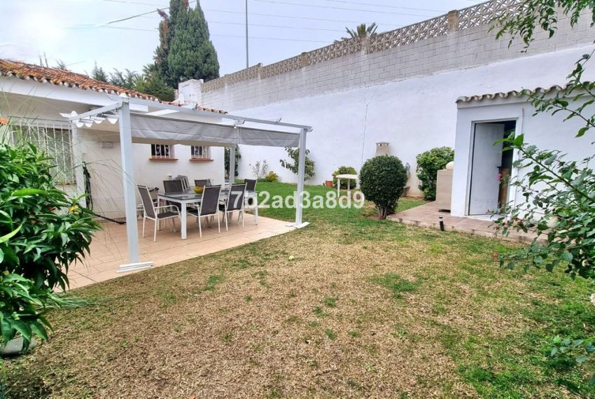 R4638622-Villa-For-Sale-Nueva-Andalucia-Detached-3-Beds-190-Built-2