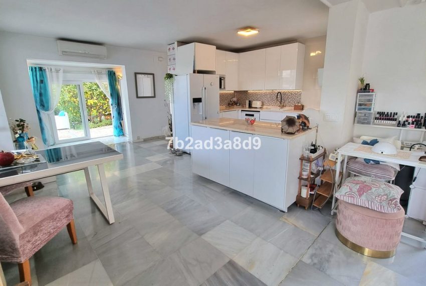 R4638622-Villa-For-Sale-Nueva-Andalucia-Detached-3-Beds-190-Built-7