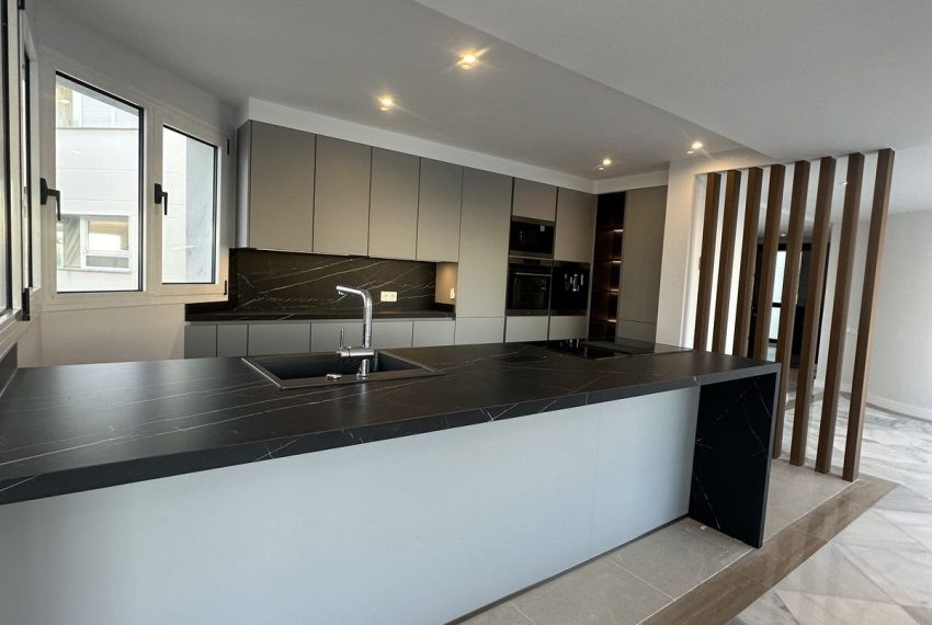 R4639708-Apartment-For-Sale-Marbella-Penthouse-Duplex-3-Beds-220-Built-5