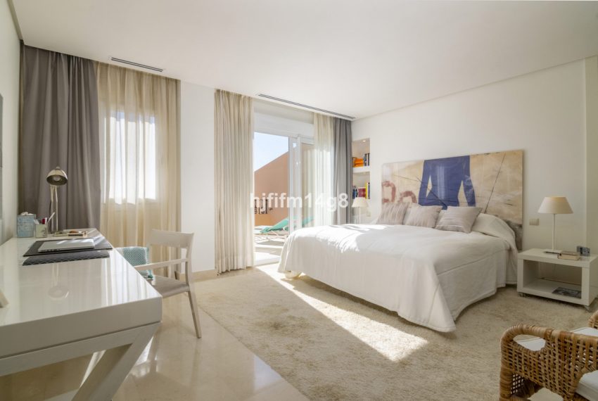R4642045-Apartment-For-Sale-Nueva-Andalucia-Penthouse-2-Beds-181-Built-7