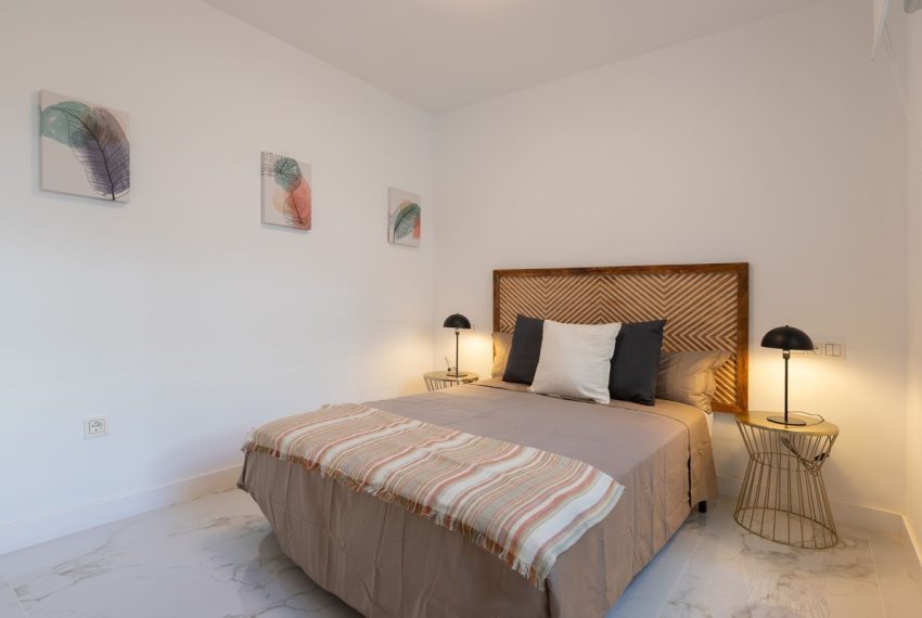 R4644244-Apartment-For-Sale-Estepona-Middle-Floor-3-Beds-100-Built-16