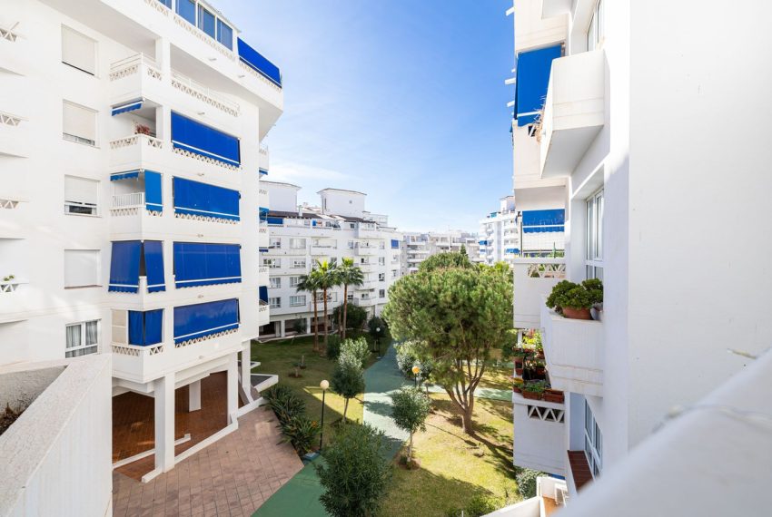 R4646761-Apartment-For-Sale-Nueva-Andalucia-Middle-Floor-2-Beds-66-Built-10