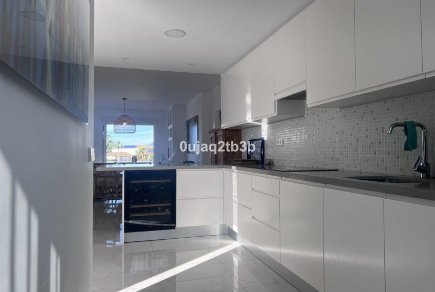 R4648237-Apartment-For-Sale-Nueva-Andalucia-Penthouse-3-Beds-143-Built-5