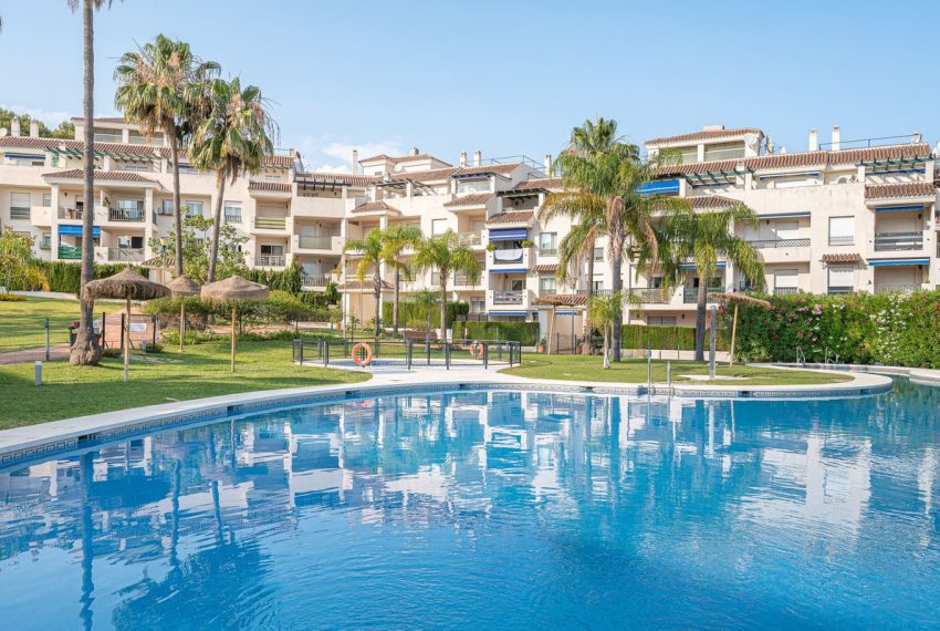 R4649341-Apartment-For-Sale-Nueva-Andalucia-Middle-Floor-1-Beds-50-Built