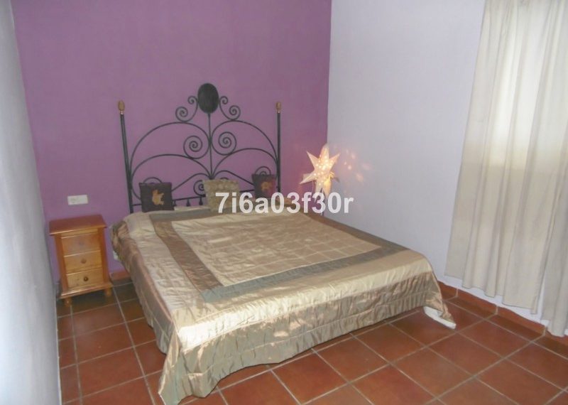 R3790390-Villa-For-Sale-San-Pedro-de-Alcantara-Finca-3-Beds-270-Built-14
