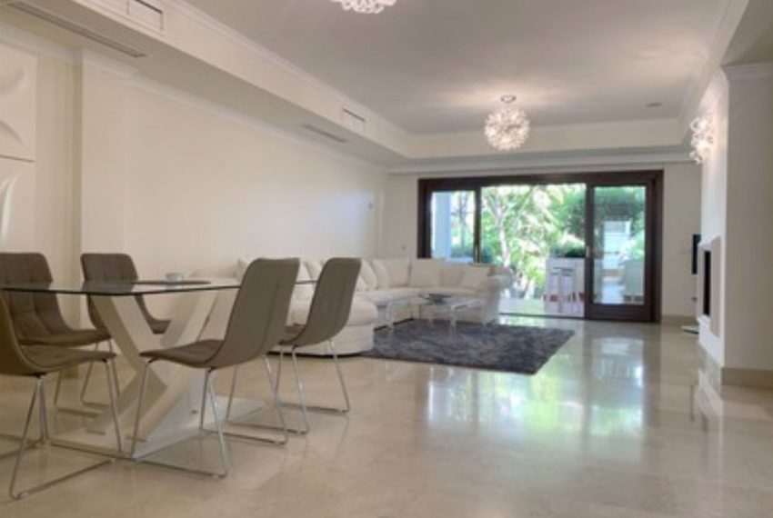 R4058563-Apartment-For-Sale-Marbella-Ground-Floor-2-Beds-170-Built-5