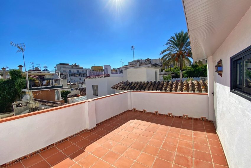 R4140427-Townhouse-For-Sale-Marbella-Terraced-2-Beds-103-Built