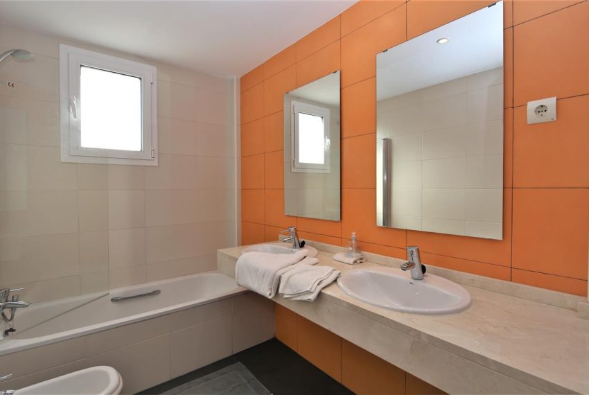 R4229560-Apartment-For-Sale-Estepona-Middle-Floor-2-Beds-74-Built-12