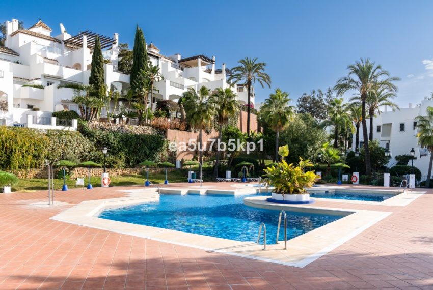 R4273588-Townhouse-For-Sale-Marbella-Terraced-3-Beds-359-Built