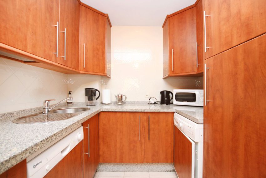 R4292023-Apartment-For-Sale-Elviria-Middle-Floor-3-Beds-145-Built-16