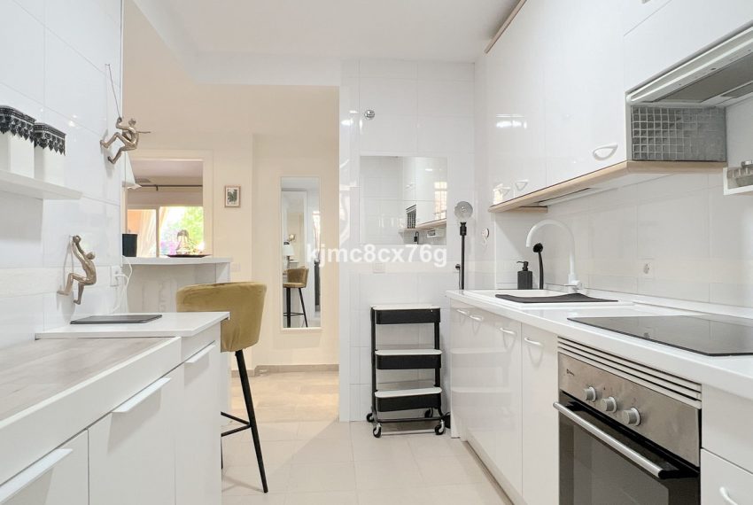 R4363432-Apartment-For-Sale-Calahonda-Ground-Floor-2-Beds-138-Built-15