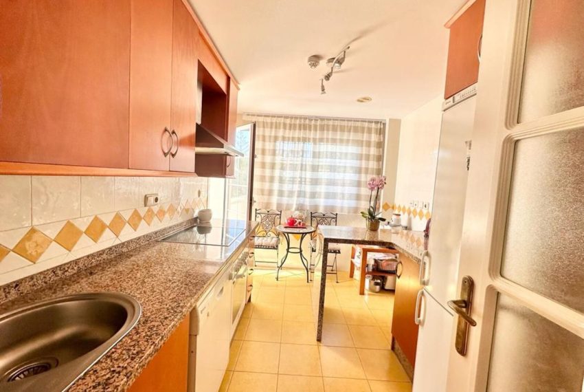 R4384036-Apartment-For-Sale-Marbella-Middle-Floor-1-Beds-81-Built-14