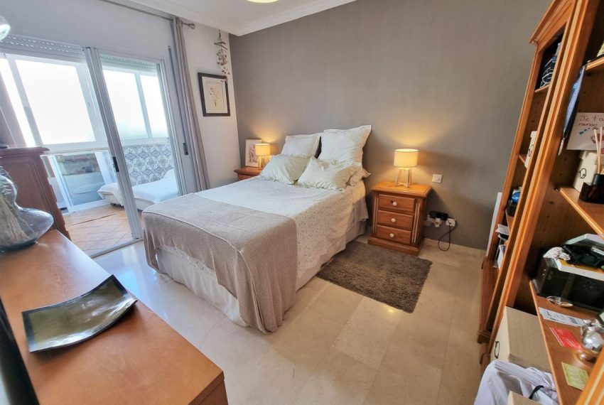 R4384495-Apartment-For-Sale-San-Pedro-de-Alcantara-Middle-Floor-3-Beds-115-Built-3