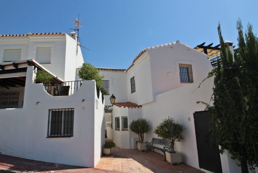 R4406599-Townhouse-For-Sale-Marbella-Terraced-3-Beds-97-Built-18