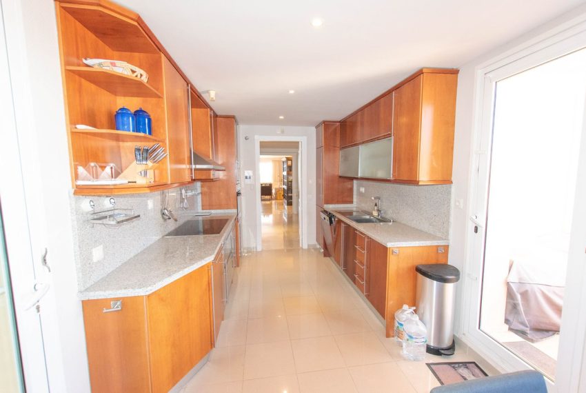 R4419706-Apartment-For-Sale-Nueva-Andalucia-Middle-Floor-2-Beds-218-Built-11