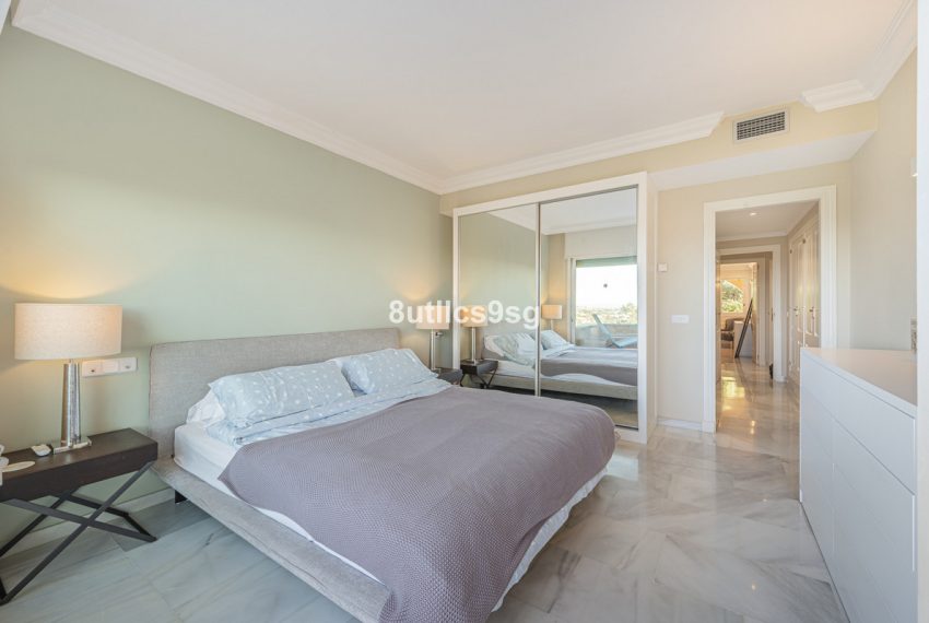 R4444753-Apartment-For-Sale-Nueva-Andalucia-Middle-Floor-2-Beds-142-Built-18