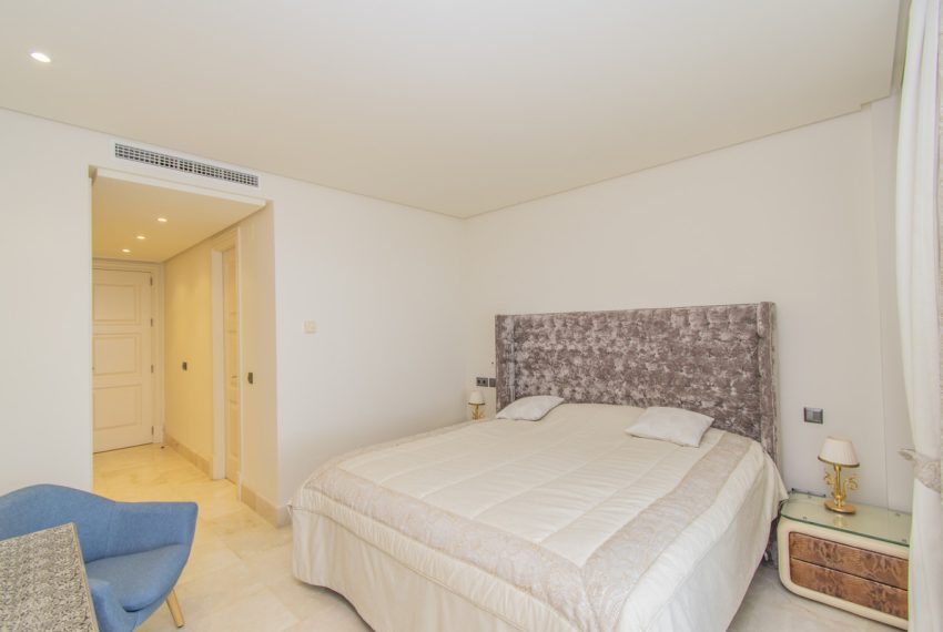 R4445674-Apartment-For-Sale-Estepona-Ground-Floor-3-Beds-212-Built-8